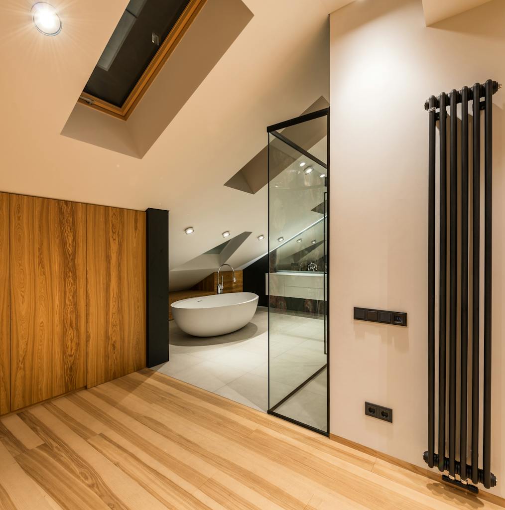 Modernes Badezimmer mit Holzelementen zum Wohlfühlen